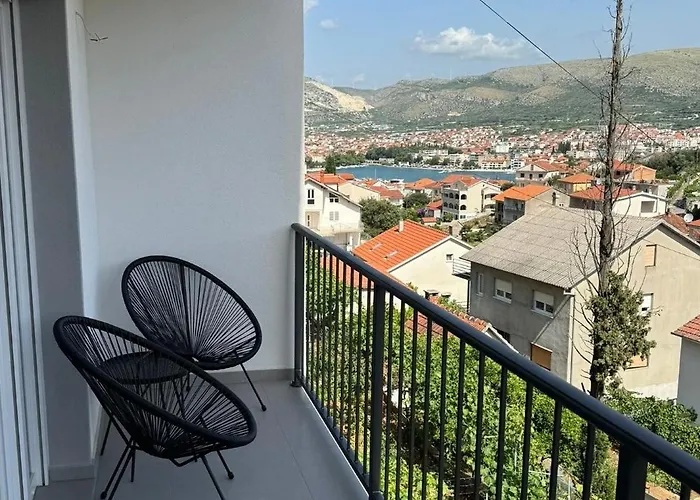 Apartment With Parking Space - 23948