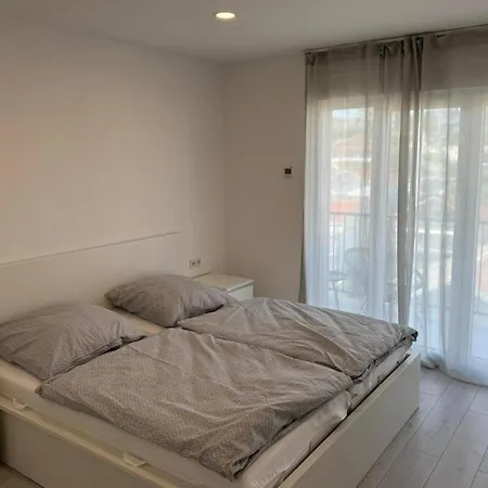 With Parking Space - 23948 Trogir